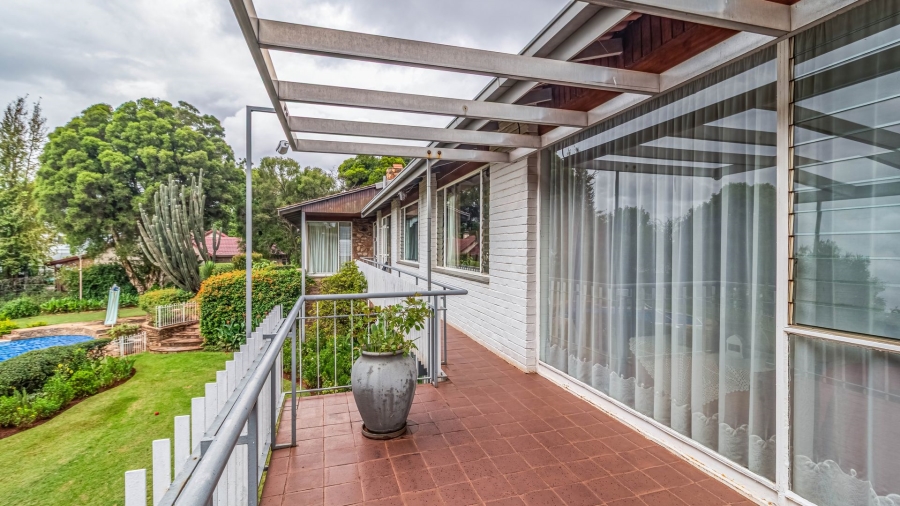 5 Bedroom Property for Sale in Bedford Gardens Gauteng