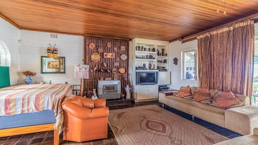 5 Bedroom Property for Sale in Bedford Gardens Gauteng