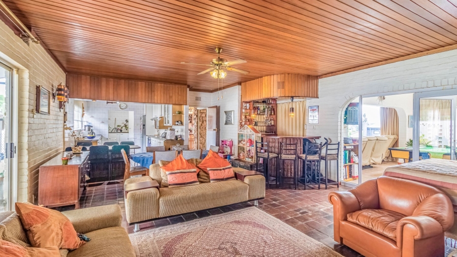 5 Bedroom Property for Sale in Bedford Gardens Gauteng