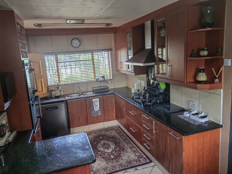 4 Bedroom Property for Sale in Ferryvale Gauteng