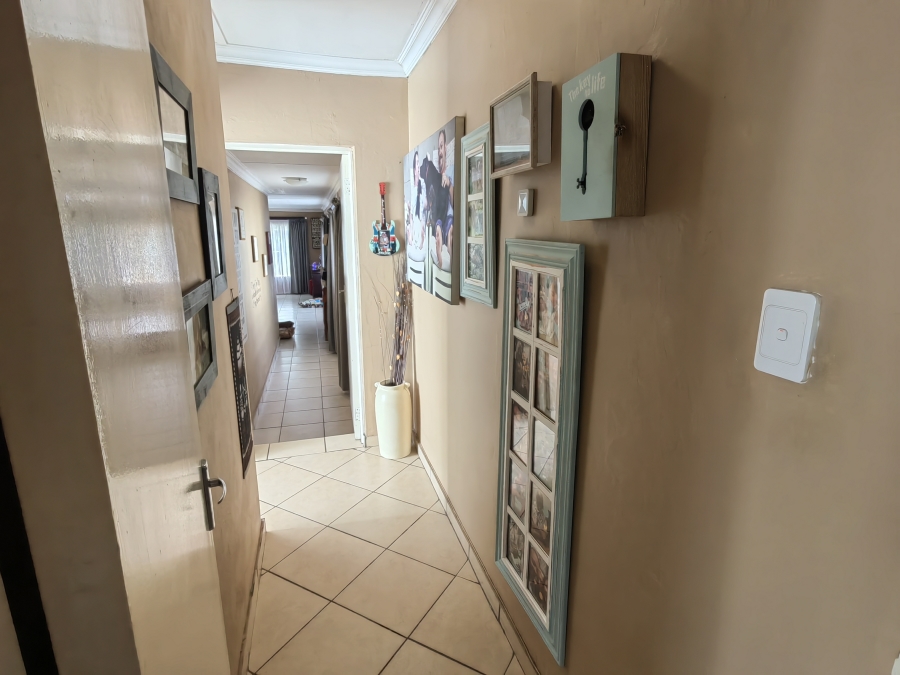 4 Bedroom Property for Sale in Ferryvale Gauteng