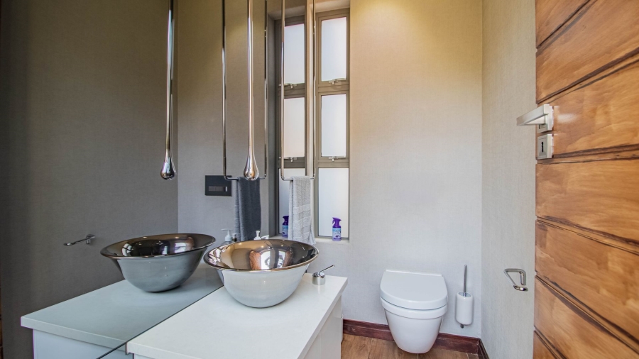 4 Bedroom Property for Sale in Bedfordview Gauteng