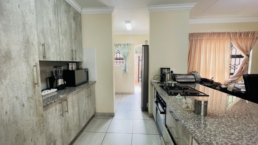 3 Bedroom Property for Sale in Amandasig Gauteng