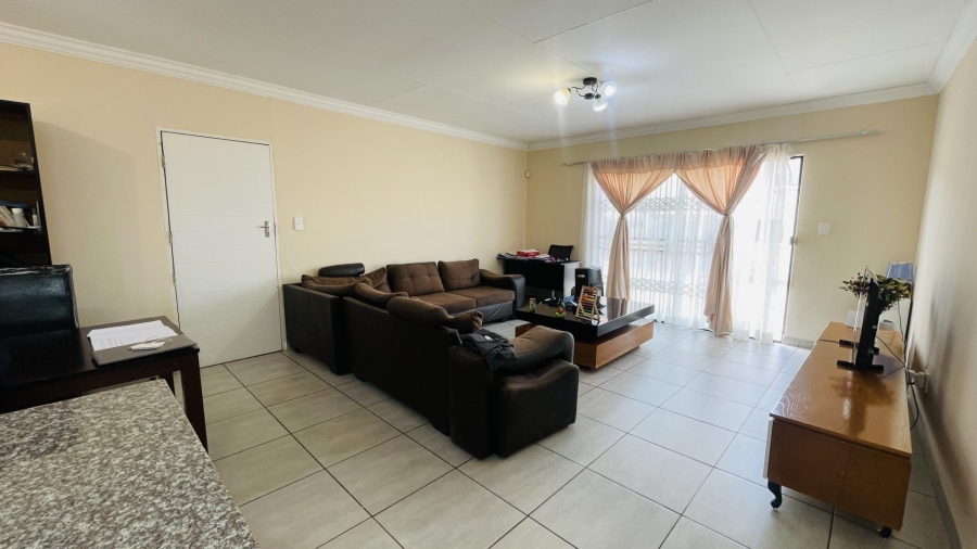 3 Bedroom Property for Sale in Amandasig Gauteng