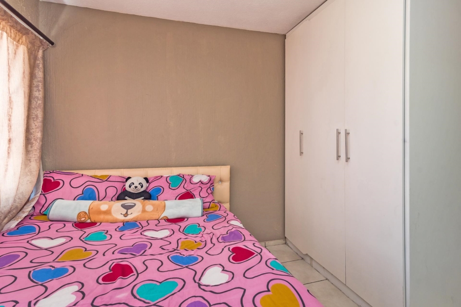 2 Bedroom Property for Sale in Weltevreden Park Gauteng