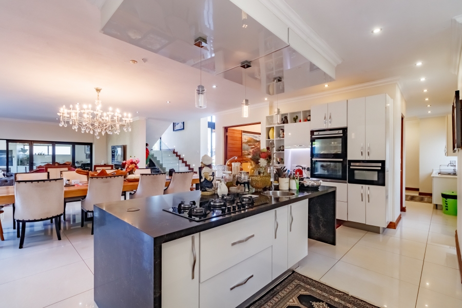 5 Bedroom Property for Sale in Midstream Ridge Gauteng