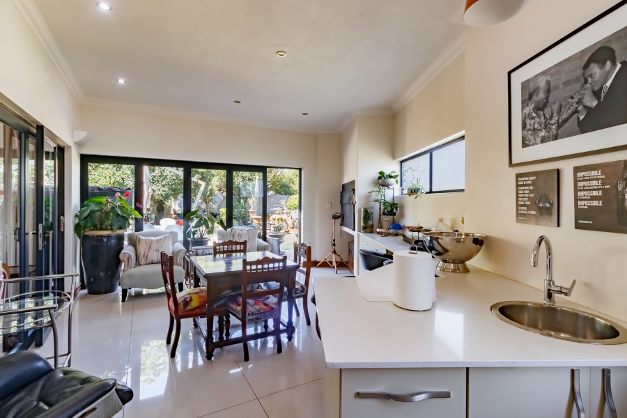 5 Bedroom Property for Sale in Midstream Ridge Gauteng