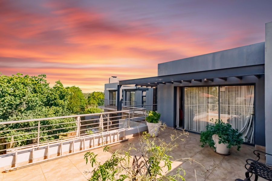 5 Bedroom Property for Sale in Midstream Ridge Gauteng