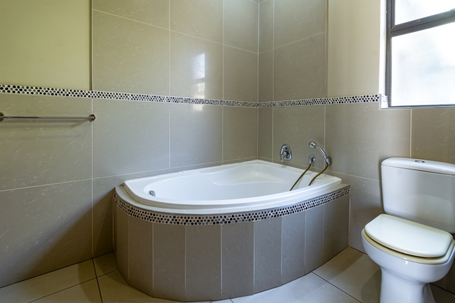 4 Bedroom Property for Sale in Waterkloof Ridge Gauteng