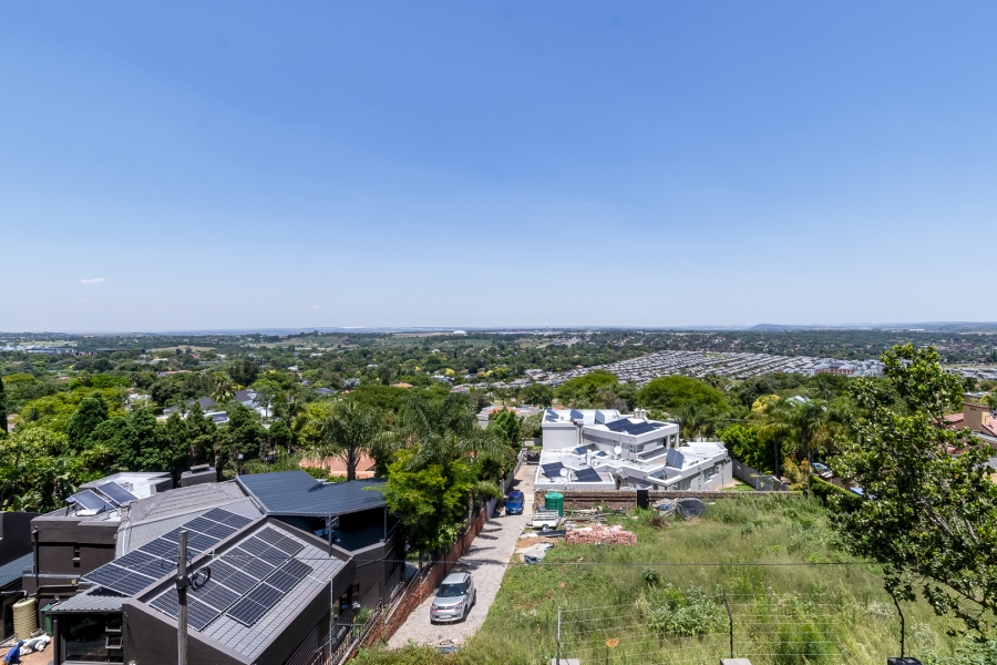 4 Bedroom Property for Sale in Waterkloof Ridge Gauteng