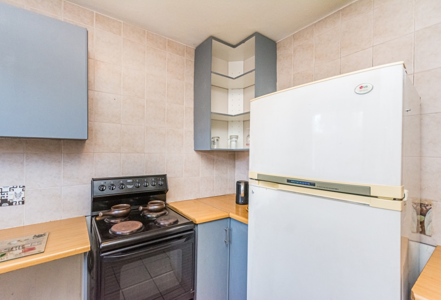 3 Bedroom Property for Sale in Die Hoewes Gauteng