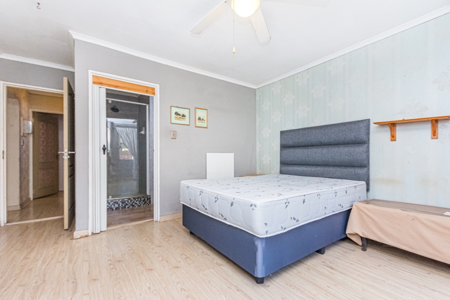 3 Bedroom Property for Sale in Die Hoewes Gauteng