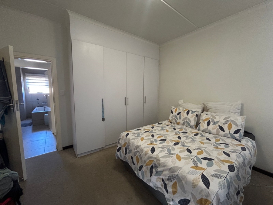 2 Bedroom Property for Sale in Comet Gauteng