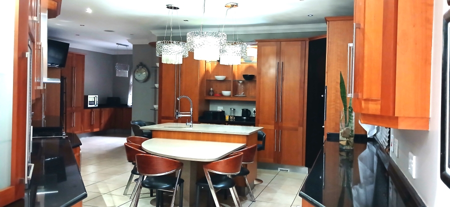 6 Bedroom Property for Sale in Sunward Park Gauteng