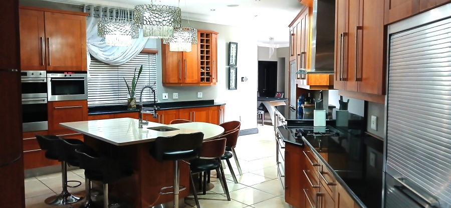 6 Bedroom Property for Sale in Sunward Park Gauteng