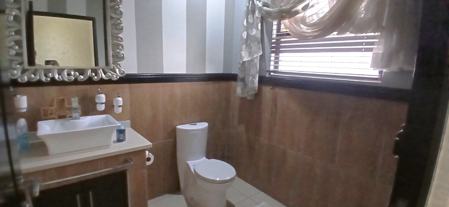 6 Bedroom Property for Sale in Sunward Park Gauteng