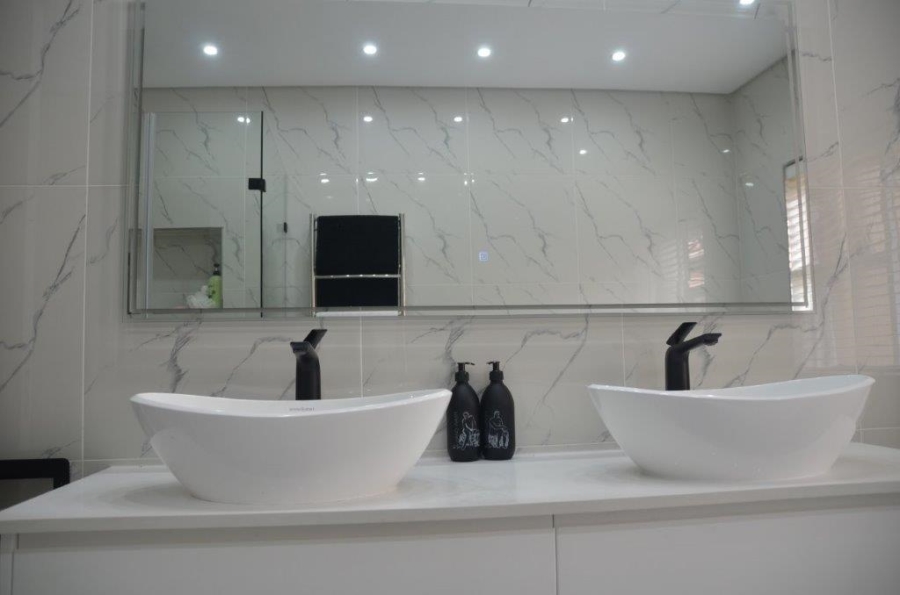 4 Bedroom Property for Sale in Bedfordview Gauteng