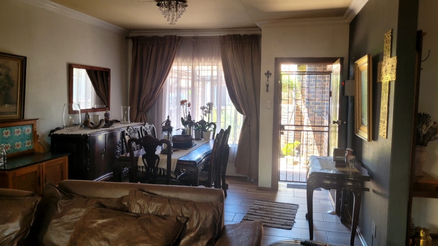 3 Bedroom Property for Sale in Three Rivers Gauteng