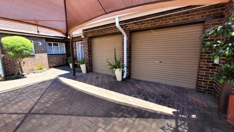 3 Bedroom Property for Sale in Three Rivers Gauteng