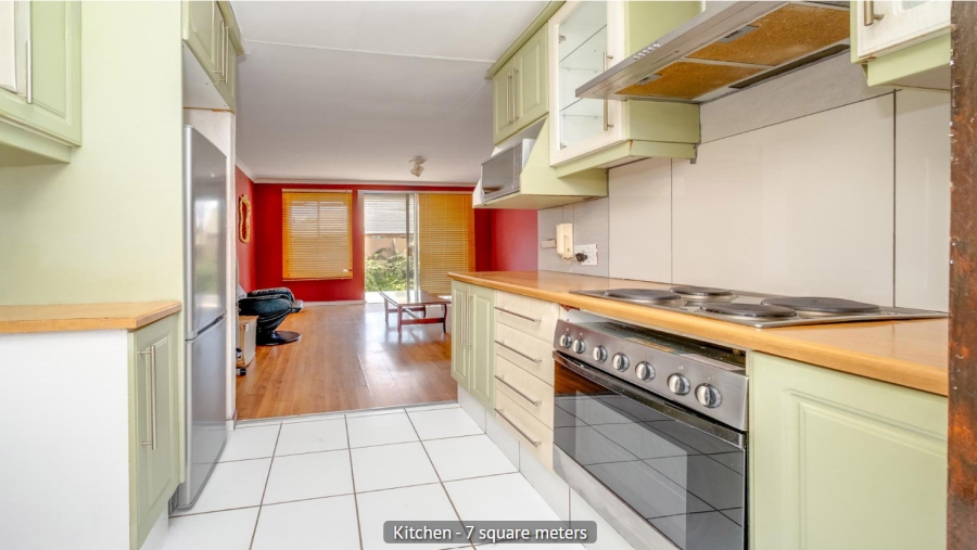 2 Bedroom Property for Sale in Sundowner Gauteng