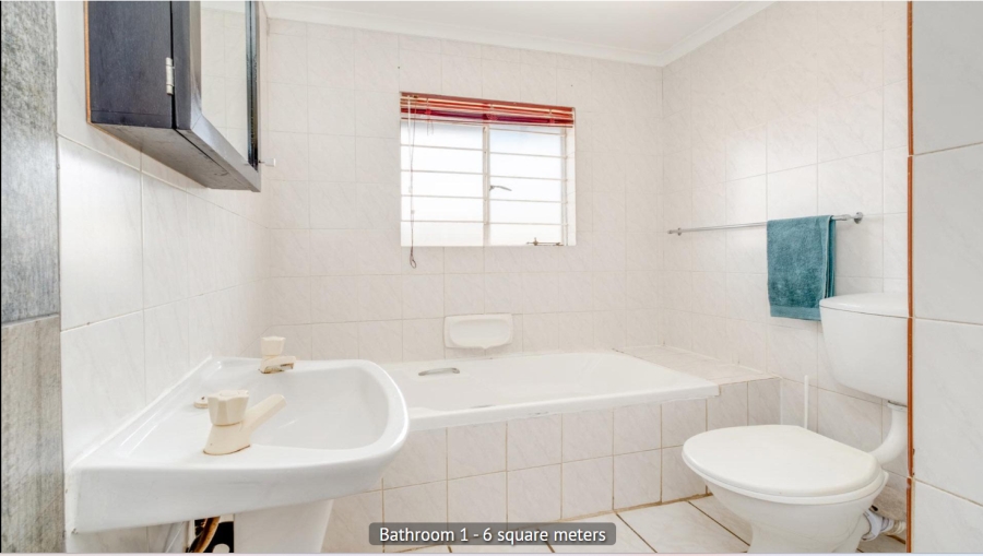 2 Bedroom Property for Sale in Sundowner Gauteng