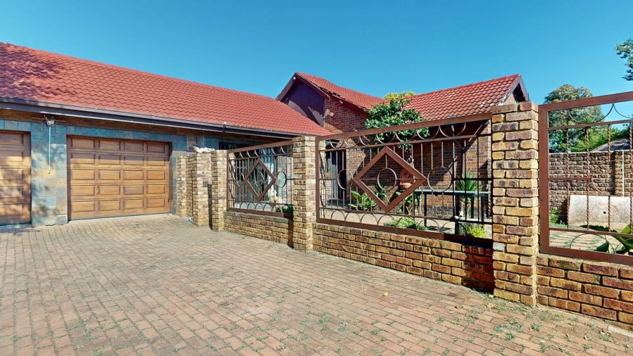 3 Bedroom Property for Sale in Rosedene Gauteng