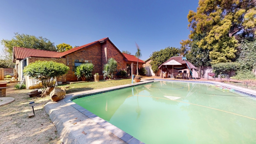 3 Bedroom Property for Sale in Rosedene Gauteng