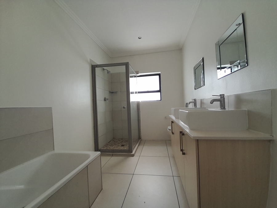 2 Bedroom Property for Sale in Bryanston Gauteng