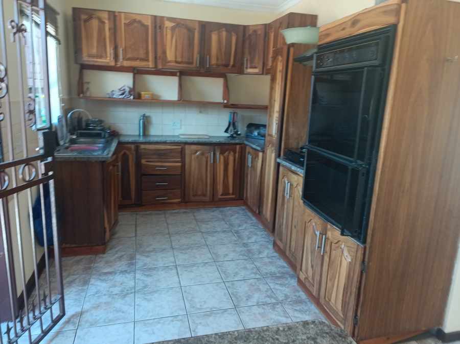 3 Bedroom Property for Sale in Karenpark Gauteng