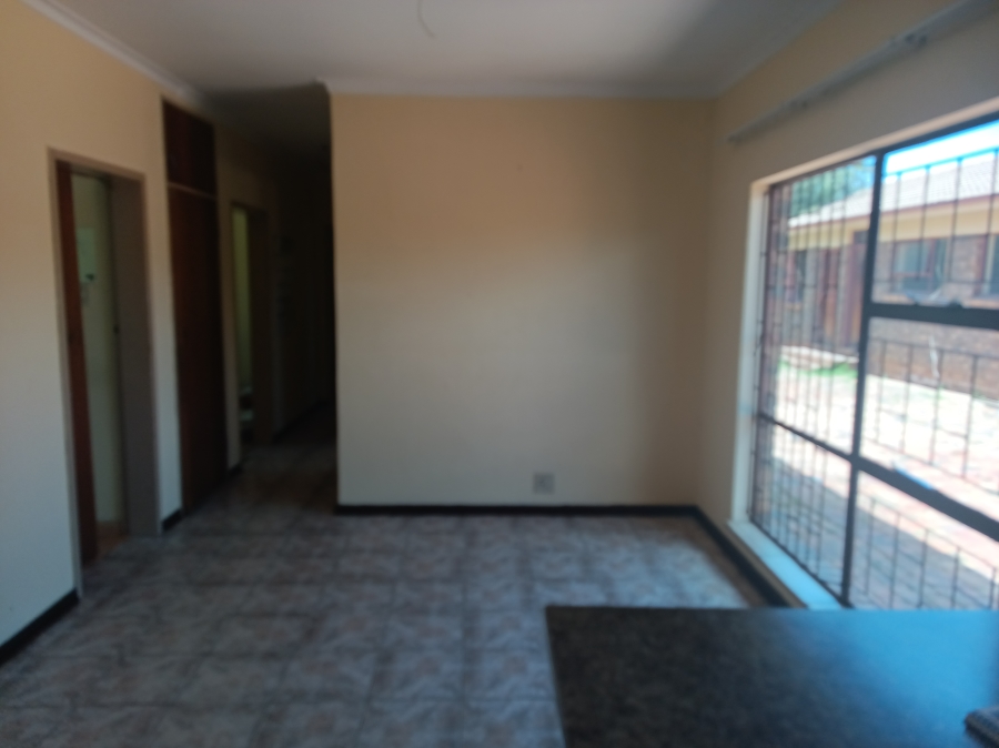 3 Bedroom Property for Sale in Karenpark Gauteng