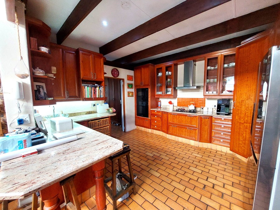 5 Bedroom Property for Sale in Erasmusrand Gauteng
