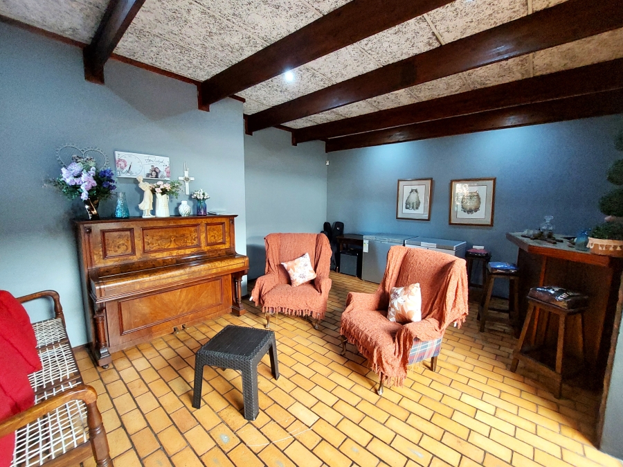 5 Bedroom Property for Sale in Erasmusrand Gauteng