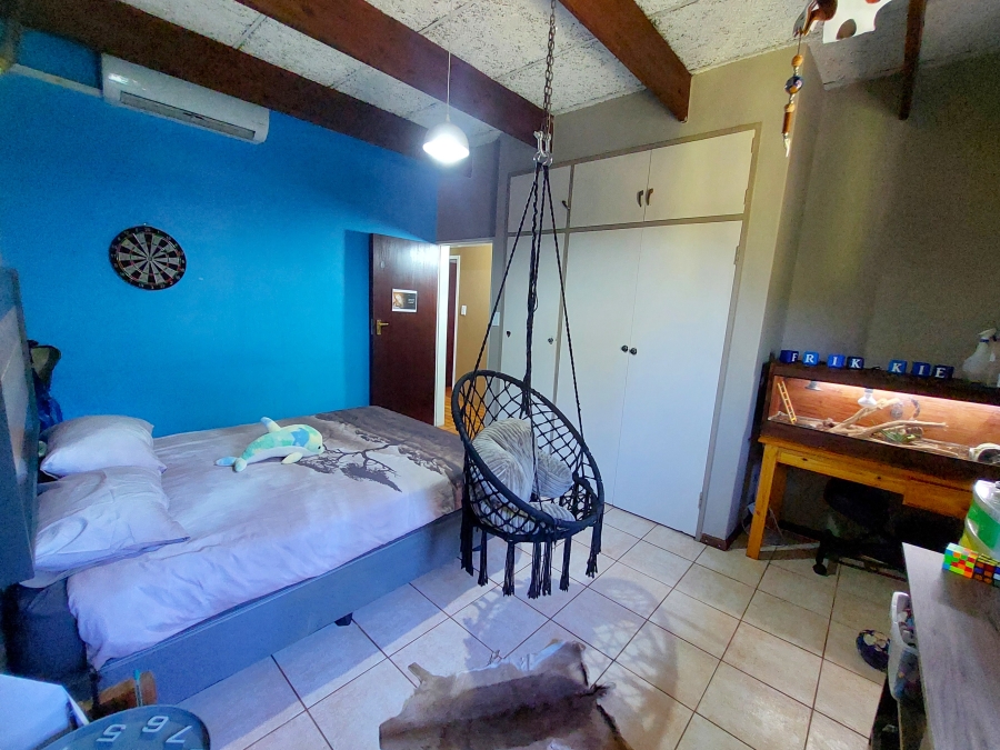 5 Bedroom Property for Sale in Erasmusrand Gauteng