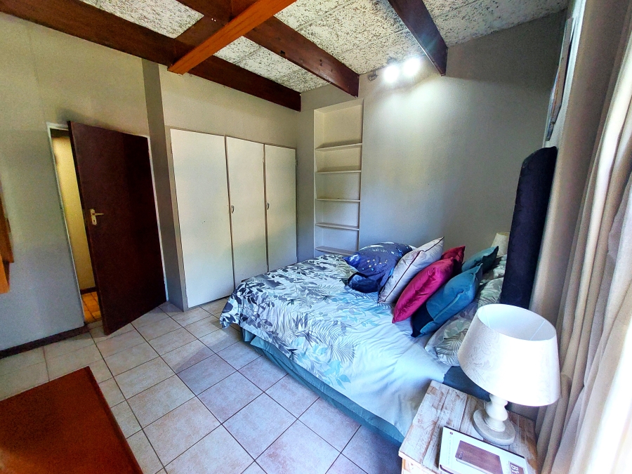 5 Bedroom Property for Sale in Erasmusrand Gauteng