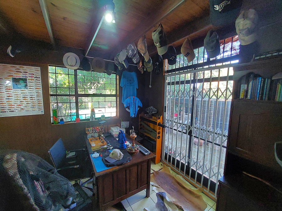 5 Bedroom Property for Sale in Erasmusrand Gauteng