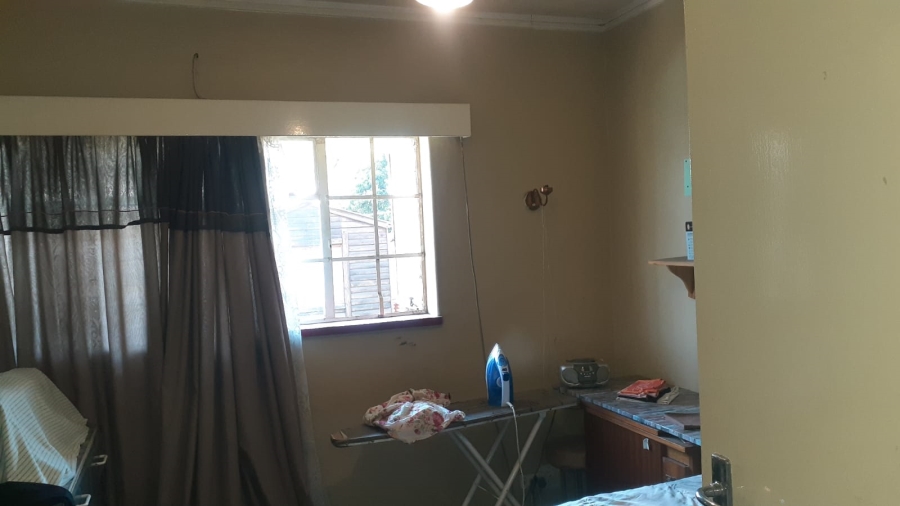 5 Bedroom Property for Sale in Vanderbijlpark CW 5 Gauteng