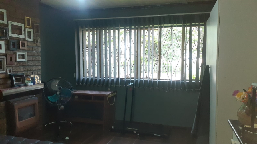 5 Bedroom Property for Sale in Vanderbijlpark CW 5 Gauteng