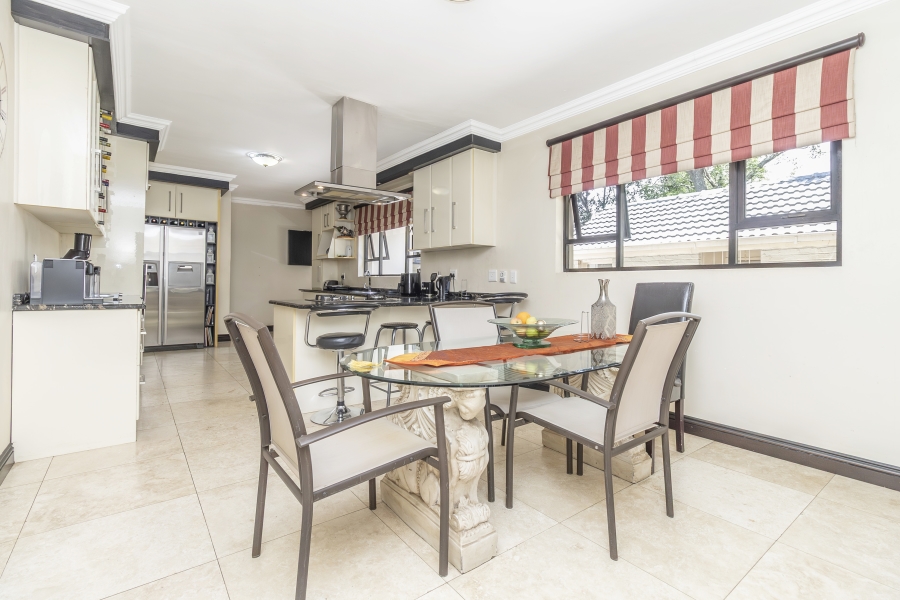 6 Bedroom Property for Sale in Bryanston Gauteng