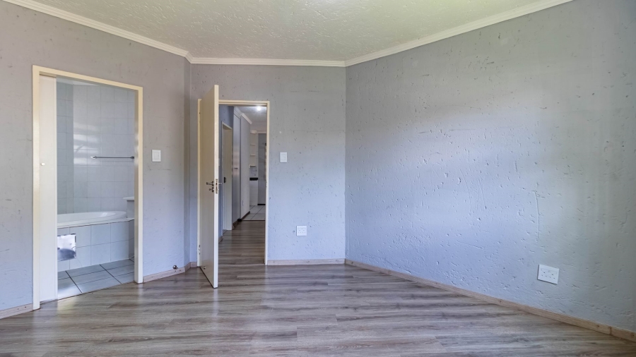 2 Bedroom Property for Sale in Bedfordview Gauteng