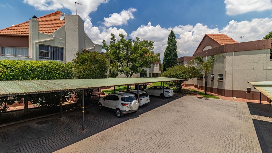 2 Bedroom Property for Sale in Bedfordview Gauteng
