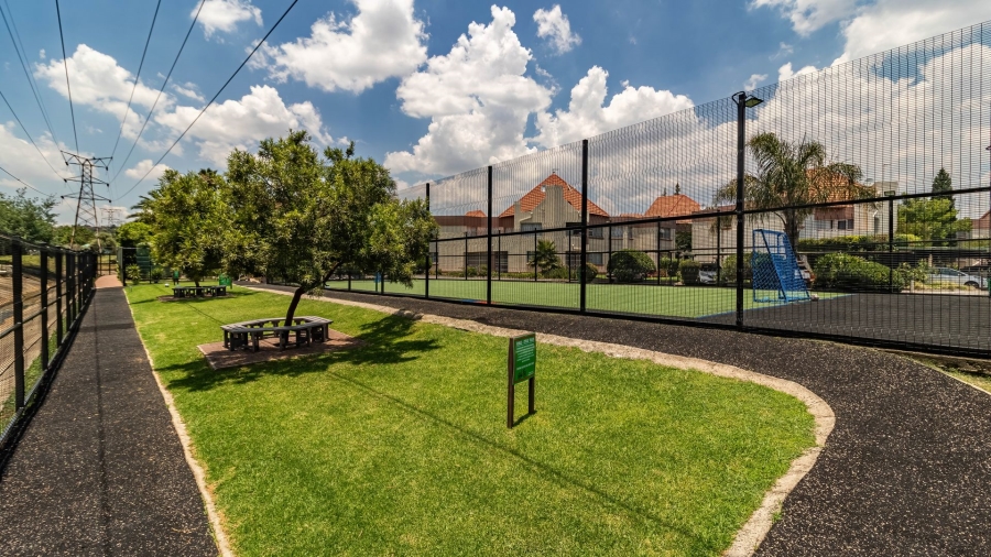 2 Bedroom Property for Sale in Bedfordview Gauteng