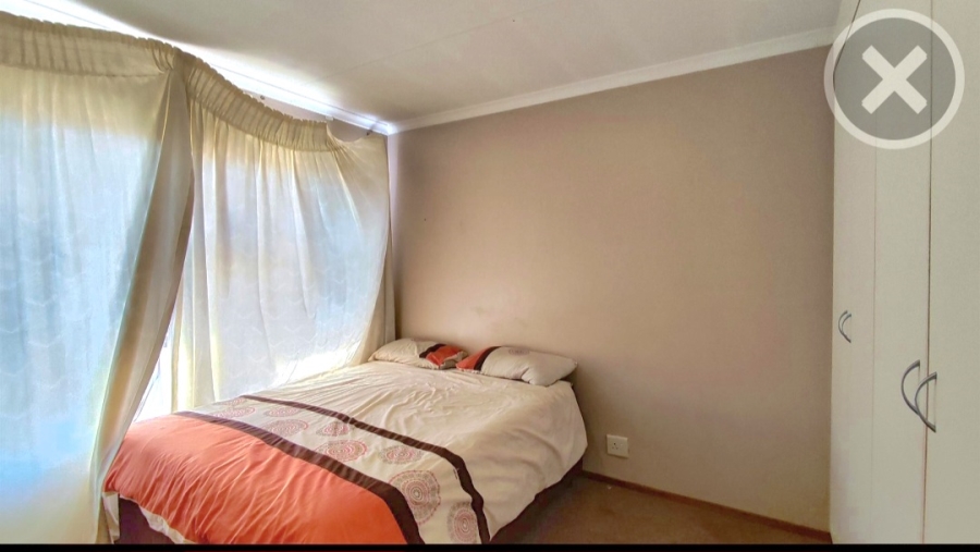2 Bedroom Property for Sale in Parkrand Gauteng