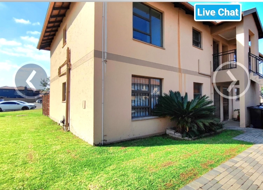 2 Bedroom Property for Sale in Parkrand Gauteng