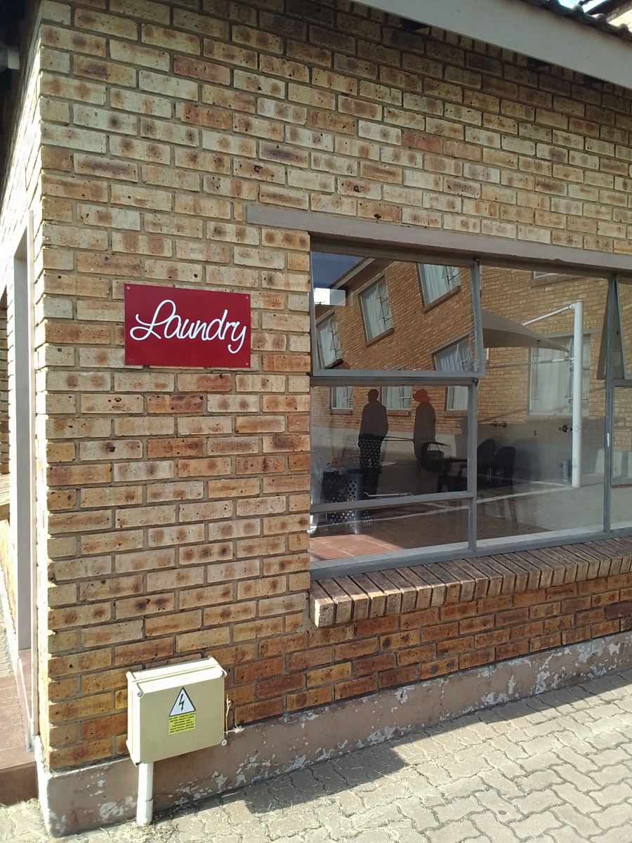 1 Bedroom Property for Sale in Vanderbijlpark CW 5 Gauteng