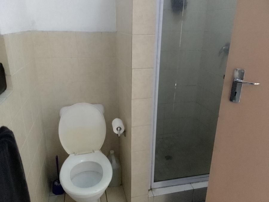 1 Bedroom Property for Sale in Vanderbijlpark CW 5 Gauteng