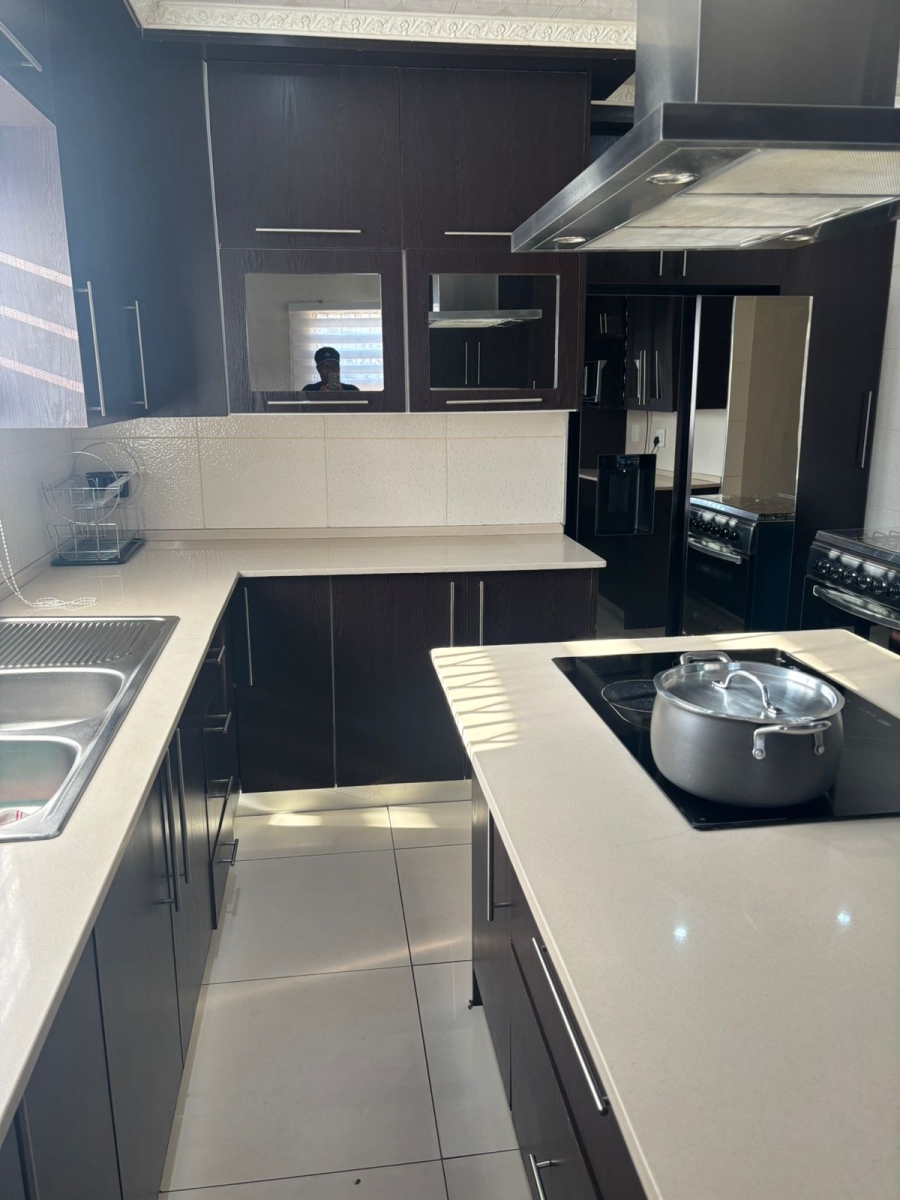 3 Bedroom Property for Sale in Vanderbijlpark CW 1 Gauteng