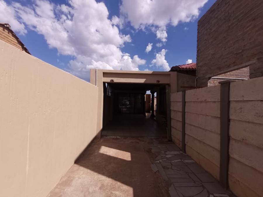 3 Bedroom Property for Sale in Beverley Hills Gauteng