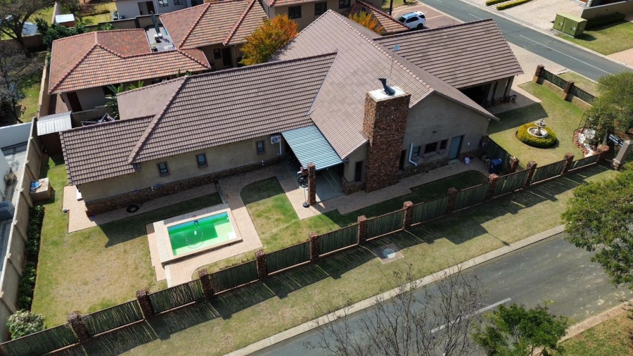 To Let 4 Bedroom Property for Rent in Pebble Rock Golf Village Gauteng