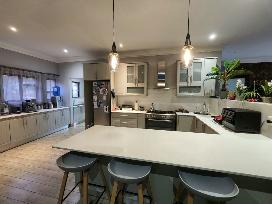 To Let 4 Bedroom Property for Rent in Pebble Rock Golf Village Gauteng