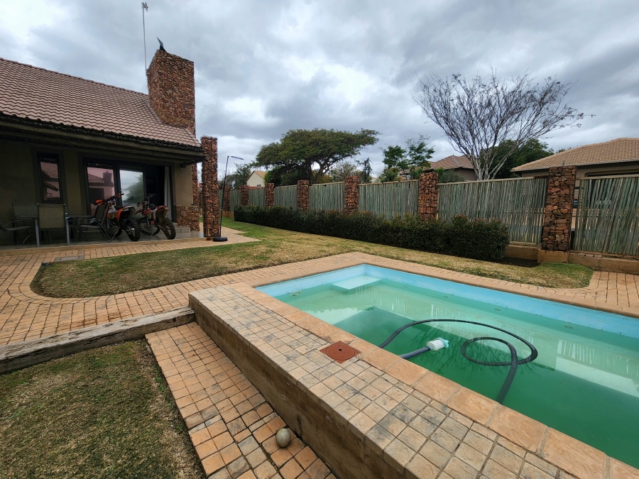 To Let 4 Bedroom Property for Rent in Pebble Rock Golf Village Gauteng